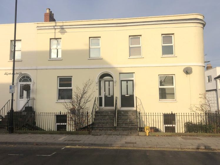 Newly Renovated Cheltenham Town Centre House ! - student accommodation in Cheltenham - img_5