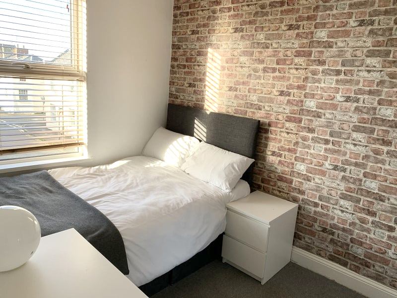 Newly Renovated Cheltenham Town Centre House ! - student accommodation in Cheltenham - img_4