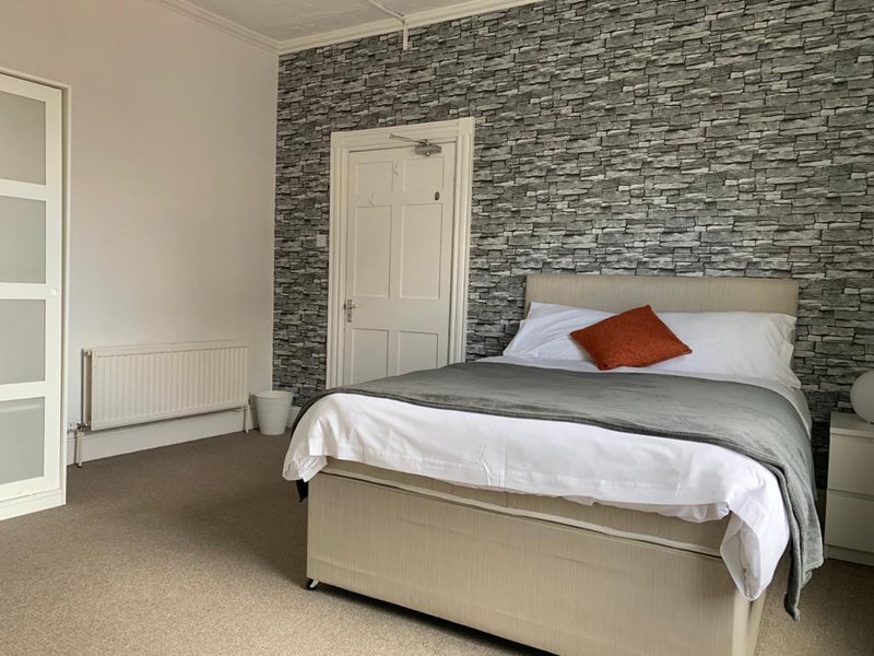 Newly Renovated Cheltenham Town Centre House ! - student accommodation in Cheltenham - img_7