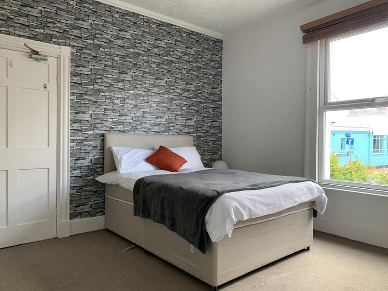 Newly Renovated Cheltenham Town Centre House ! - student accommodation in Cheltenham - img_2