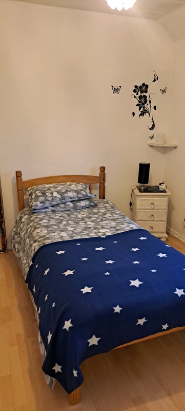 Nice clean Room in a Clean House - student accommodation in Harold Hill - img_4