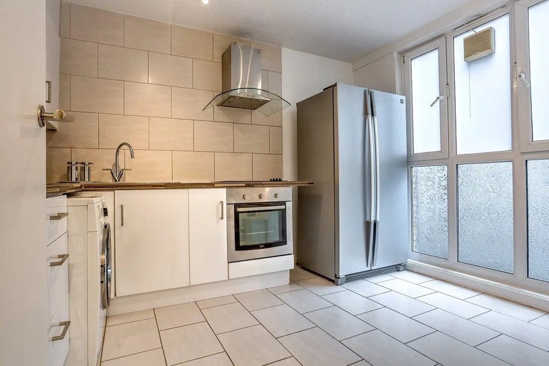 Nice Double Room - student accommodation in Kennington - img_3