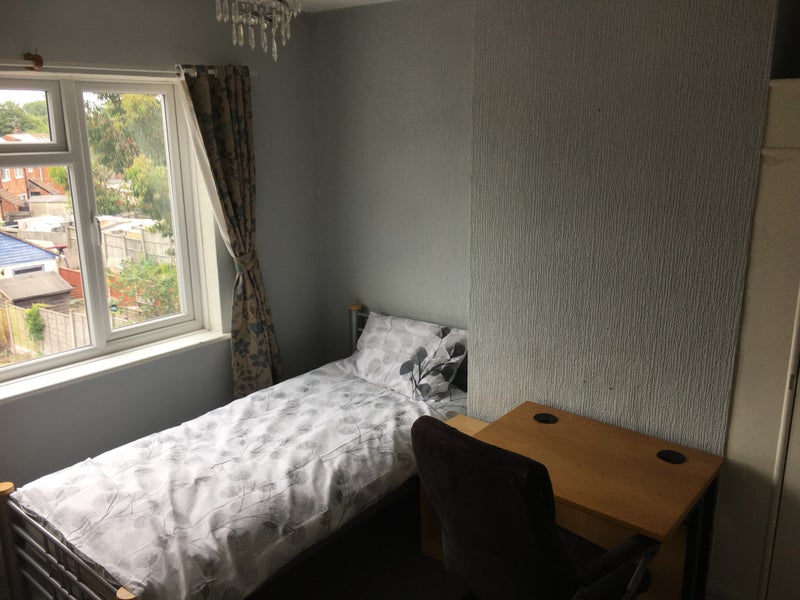 No Deposit! Double Rooms Available  Now! CV6 - student accommodation in Coventry - img_8