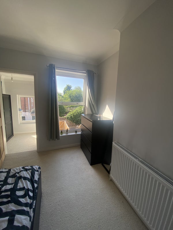 Double Bedroom in 3-Storey Townhouse Available Now student accommodation in Norwich - img_6