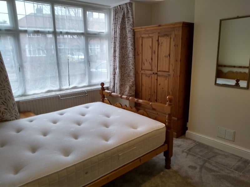 accommodation/nrbusiness-pkprofessional-lge-double-bills-inc/13082024_93042399.jpg