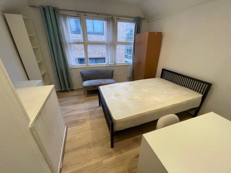 Old Street/Barbican - Double room £288pw - student accommodation in Old Street - img_3