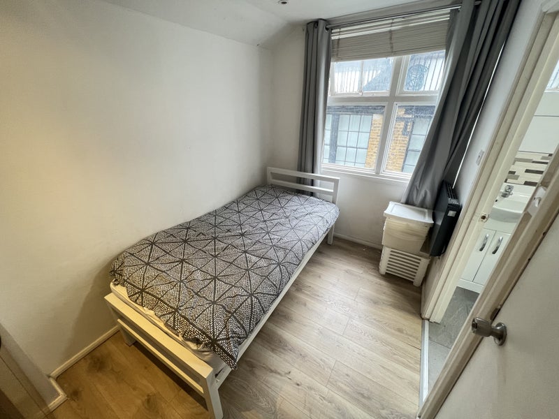 Old Street/Barbican - Double room £288pw - student accommodation in Old Street - img_2