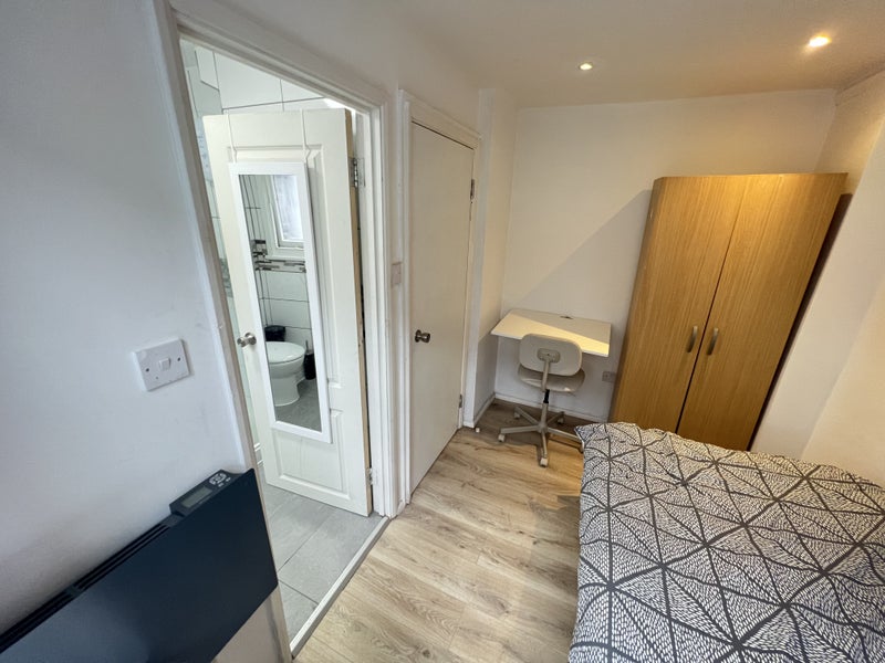 Old Street/Barbican - Double room £288pw - student accommodation in Old Street - img_6