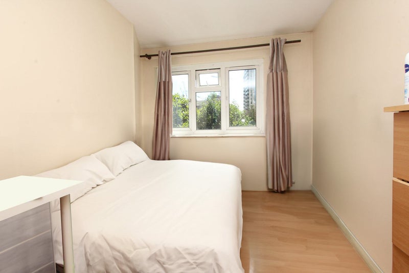 On the road to Borough Market! - student accommodation in Elephant and Castle - img_2
