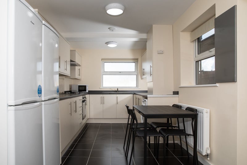 One bedroom available in student house - student accommodation in Liverpool - img_3