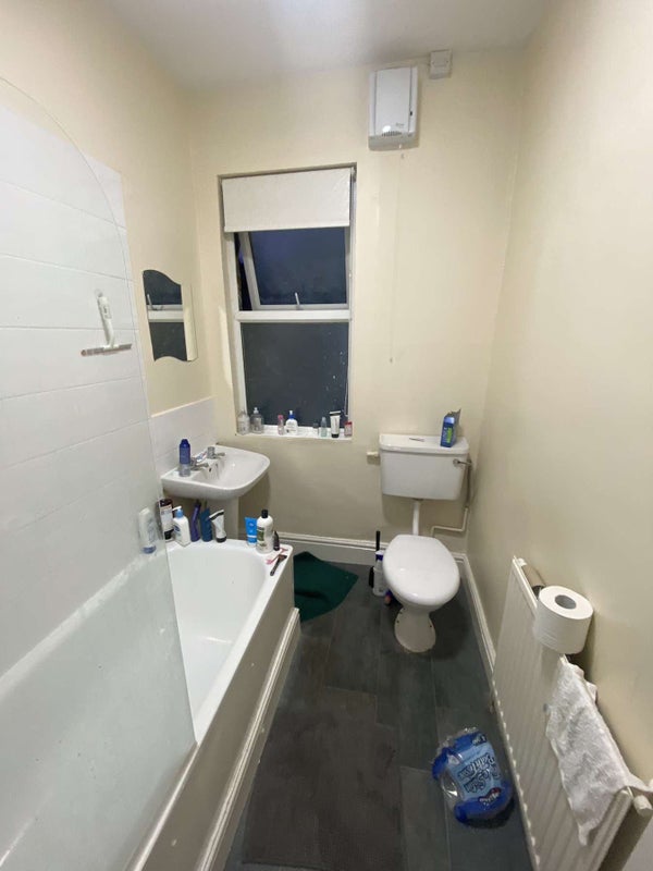 One bedroom near smithdown - student accommodation in Mossley Hill - img_2