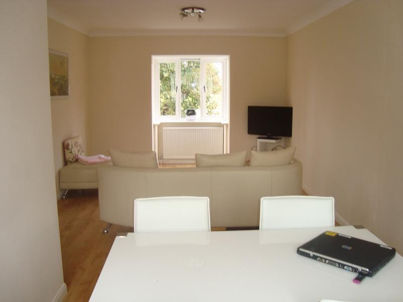 One Bedroom Property To Let In Uxbridge - student accommodation in Uxbridge - img_2