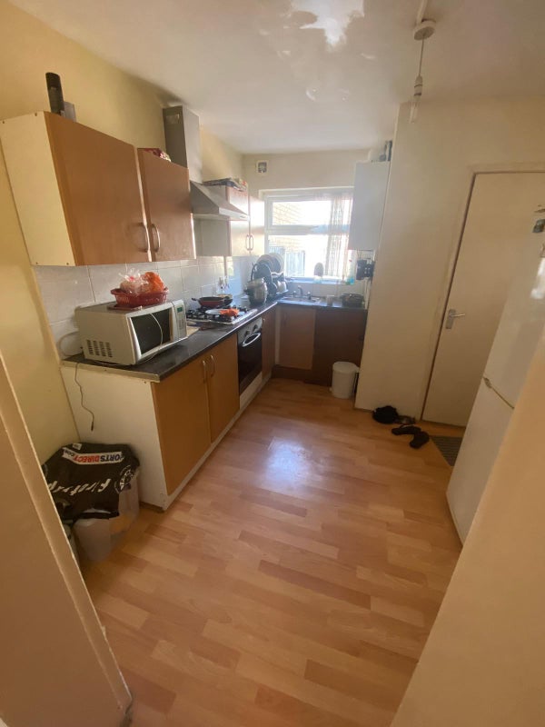 House in Barking - student accommodation in Barking - img_2