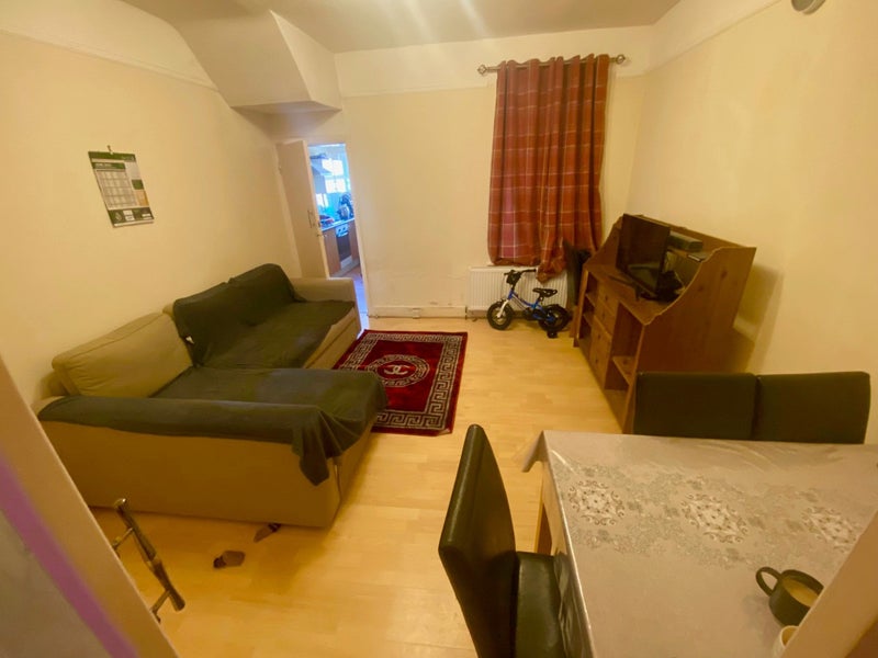 House in Barking - student accommodation in Barking - img_2