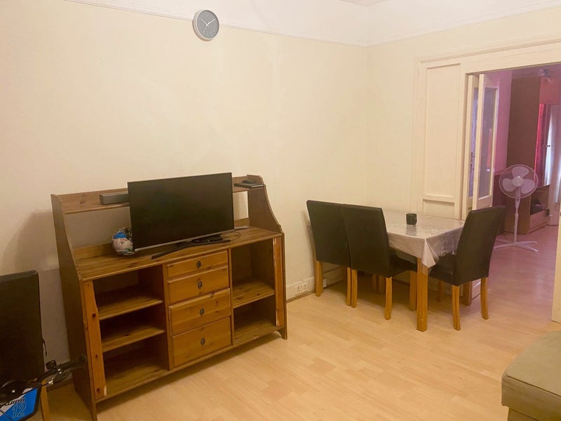 House in Barking - student accommodation in Barking - img_1