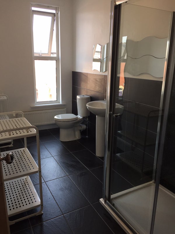 One Double room in 4 bed house ava 1st October - student accommodation in Nether Edge - img_5