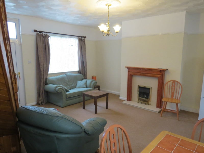 One double room in three bed student house - student accommodation in Langley Moor - img_2