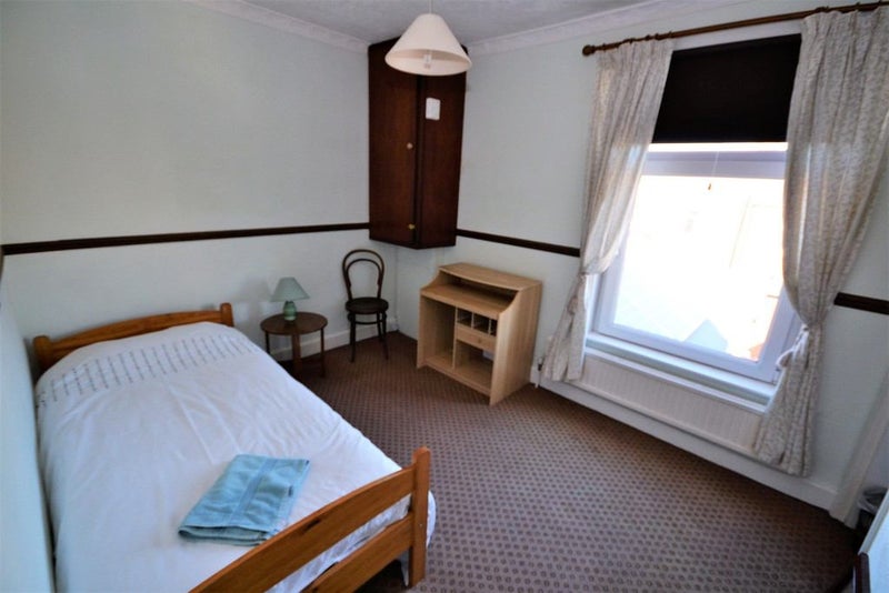 One Double Room With Its Own Bathroom. - student accommodation in Langley Moor - img_8