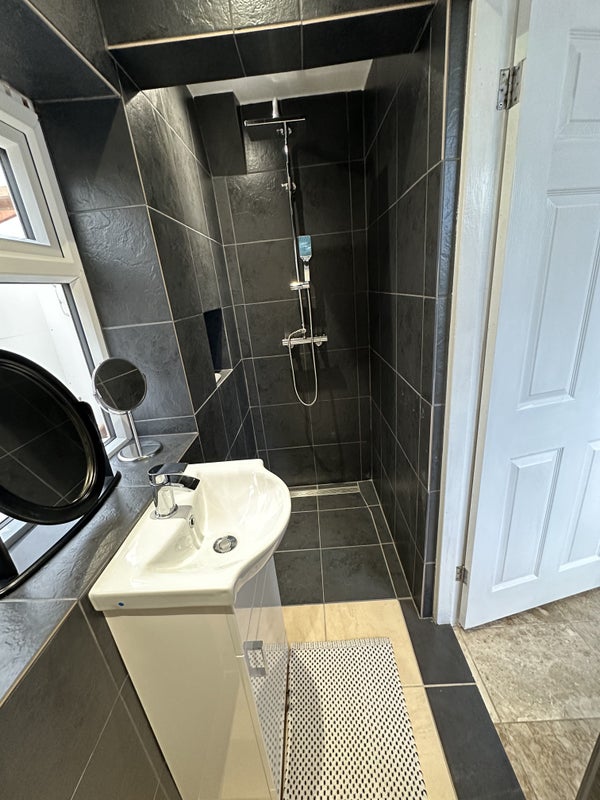 Lovely Double Bedroom, with great amenities! student accommodation in Romford - img_7