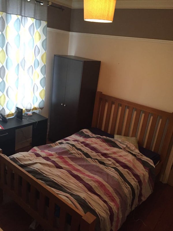 One Large Double Rooms Available Incl Furnishings - student accommodation in Newcastle-under-Lyme - img_4