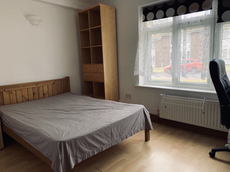 One Lovely Double Room Available - - student accommodation in Englefield Green - img_7