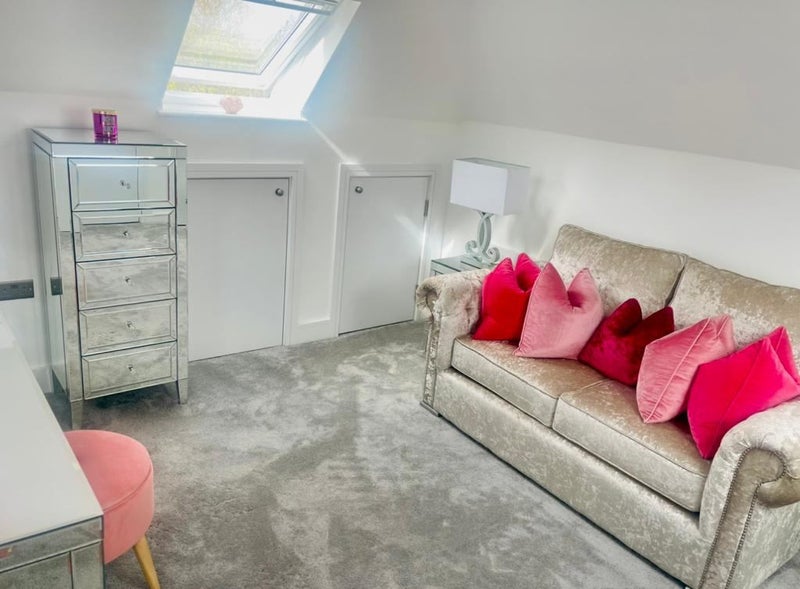 One Luxury double Room To Let in New Build House. - student accommodation in Ongar - img_6