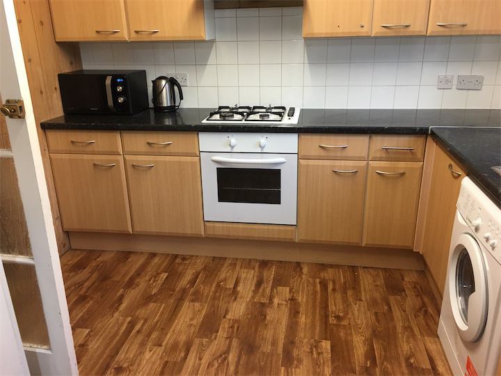 Single room available in CT1 - student accommodation in Canterbury - img_3