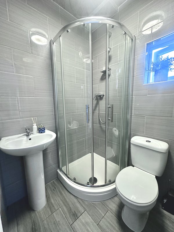 Premium Spacious Double Ensuite (Low Deposit!) - student accommodation in Coventry - img_6