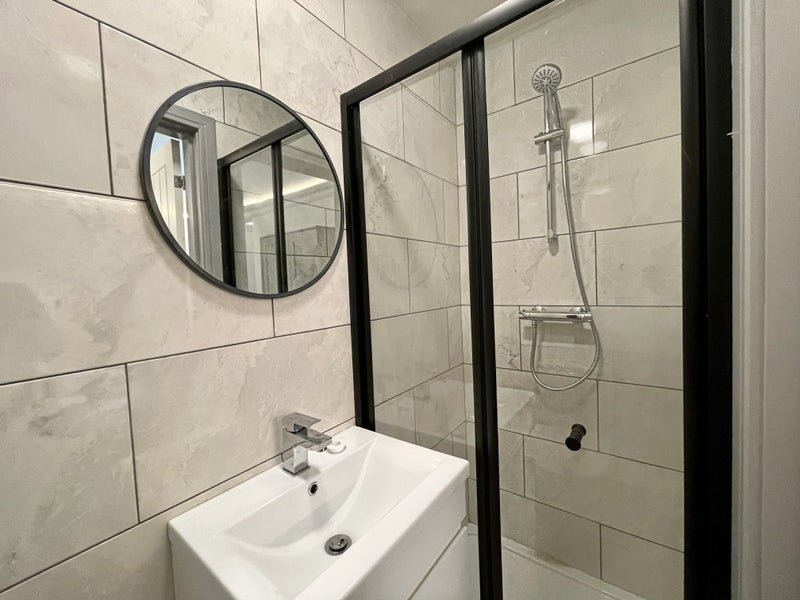 Private Luxury Studio Apartments - student accommodation in Sutton Coldfield - img_1