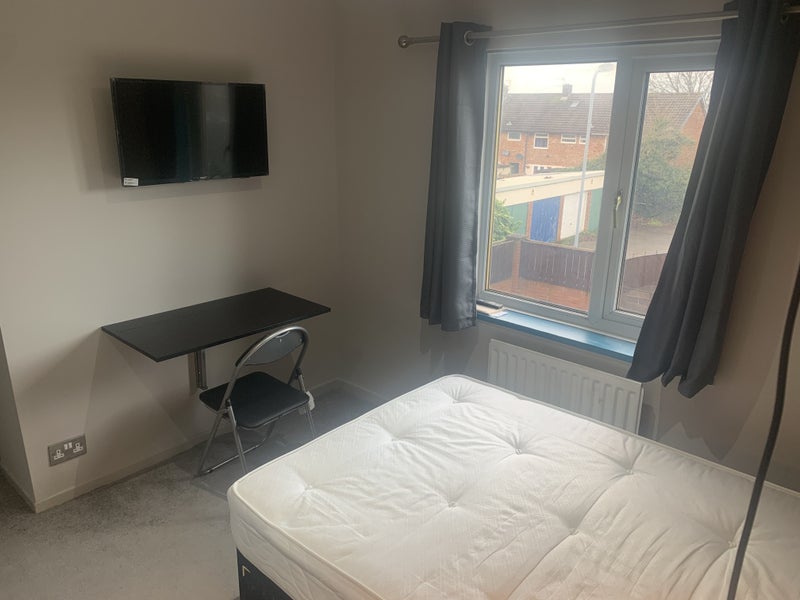 Professional House Share close to James Cook - student accommodation in Middlesbrough - img_6