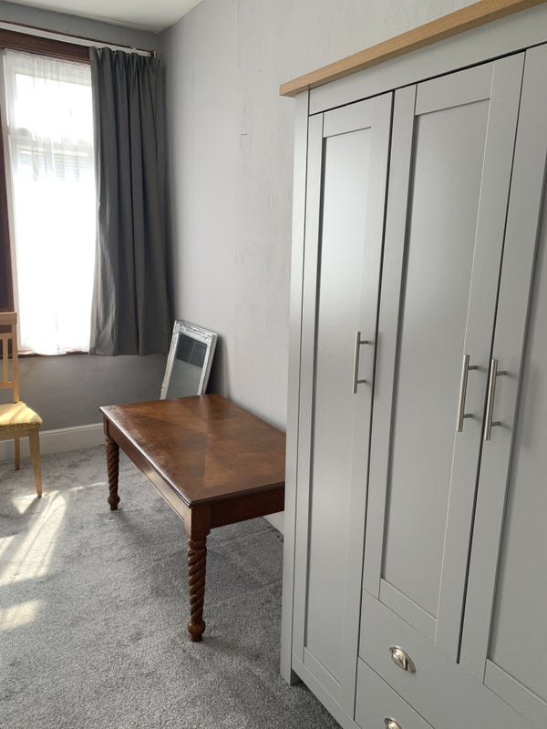 Professional wanted for large room with own kitche - student accommodation in Harringay - img_2