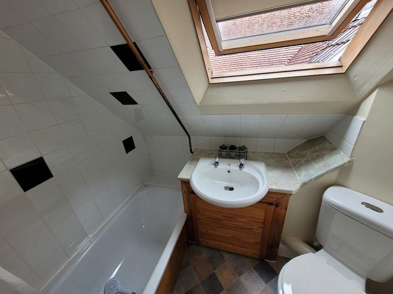 Professionals Shared House - student accommodation in Coventry - img_8