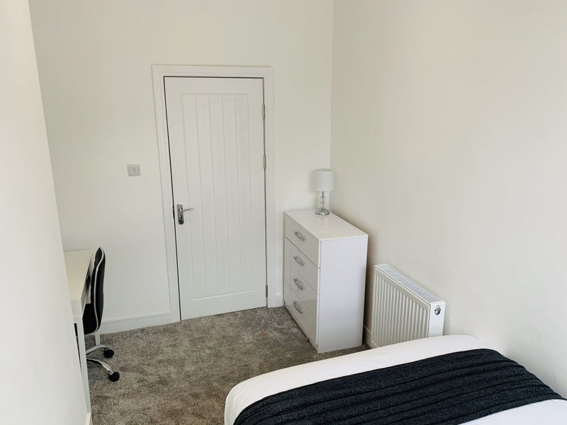 Property With En-Suite and Double Rooms - student accommodation in Stoke-on-Trent - img_3