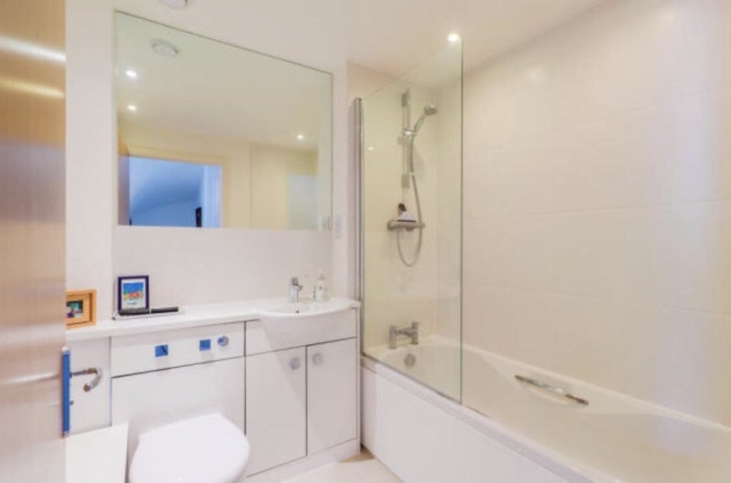 REDUCED! Bills inc.Spacious Dbl Rooms ColliersWood - student accommodation in Mitcham - img_5
