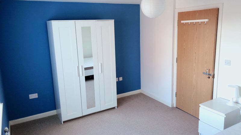 REDUCED! Bills inc.Spacious Dbl Rooms ColliersWood - student accommodation in Mitcham - img_2