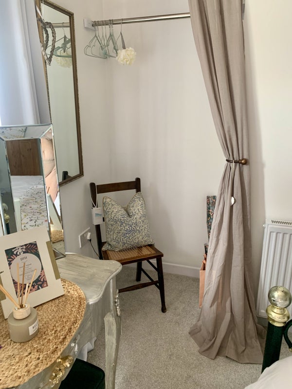 Restful Relaxing Room close to Gosport Ferry - student accommodation in Gosport - img_1