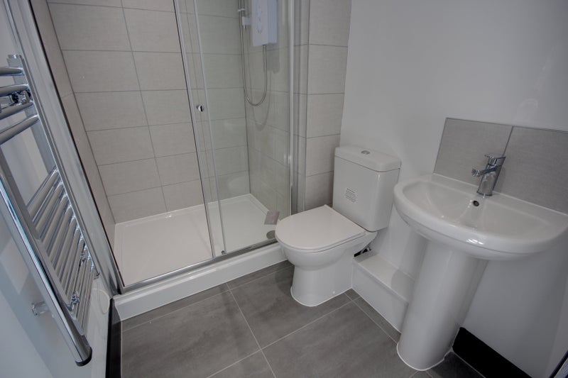 Right next to Tesco and bus routes - student accommodation in Durham - img_6
