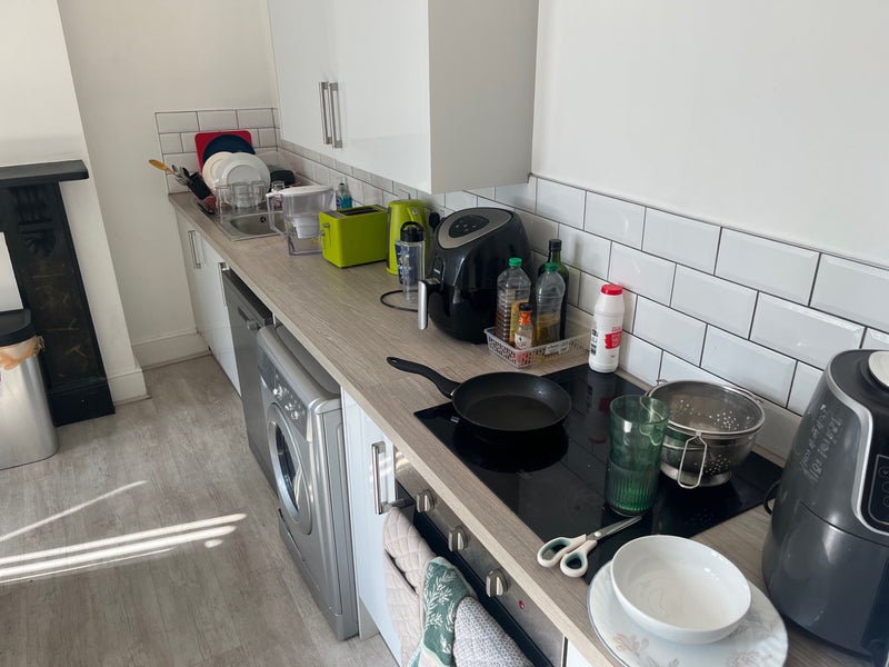 Room 1 Available - student accommodation in Evington - img_6