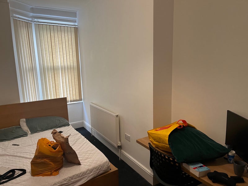Room 1 Available - student accommodation in Evington - img_1
