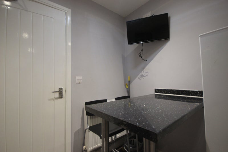 Room 2, Park Road, Wigan - student accommodation in Wigan - img_6