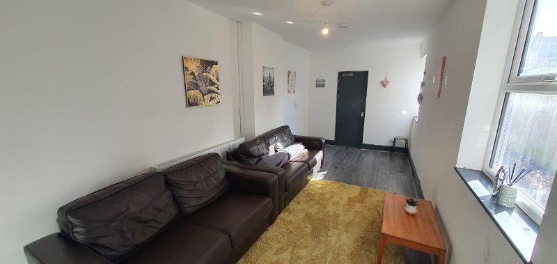 Room 4 , Durham Rd Sparkhiill B14 4Rn - student accommodation in Birmingham - img_3