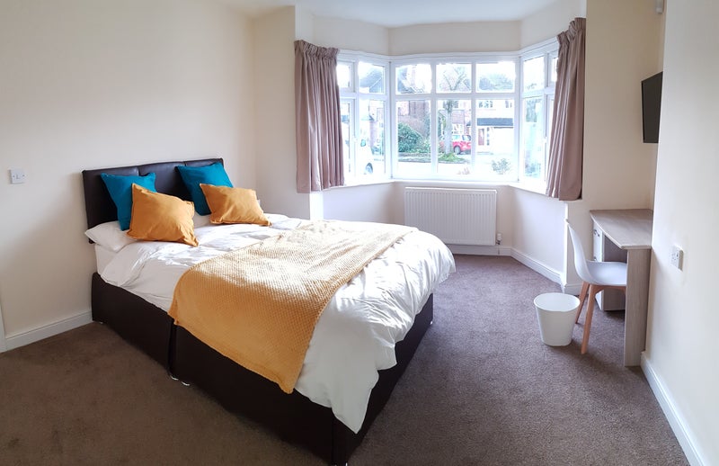 Larger double room, with period features student accommodation in Solihull - img_8
