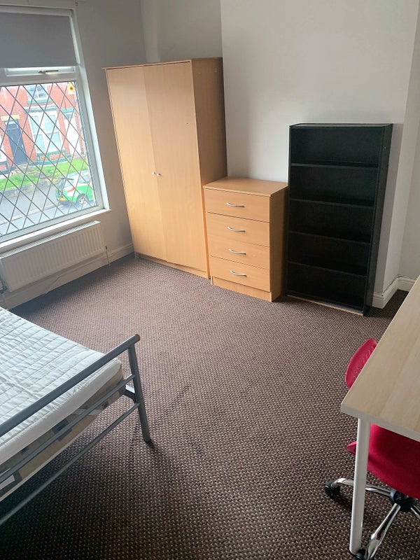Room Available August - All Inclusive Houseshare - student accommodation in Sheffield - img_3