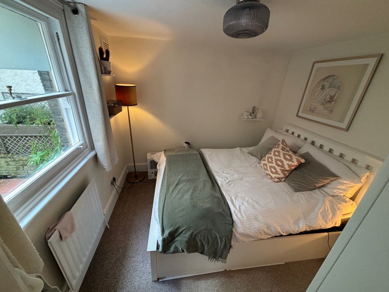 Room available in chilled / friendly flat - student accommodation in Balham - img_1