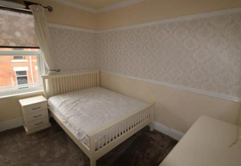 accommodation/room-for-rent-for-a-student-near-derby-university/13082024_88529004.jpg