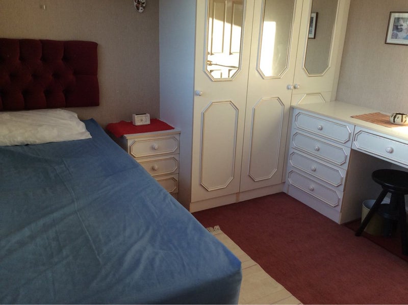 Room for Rent in Modern Seabridge Home - student accommodation in Newcastle-under-Lyme - img_1
