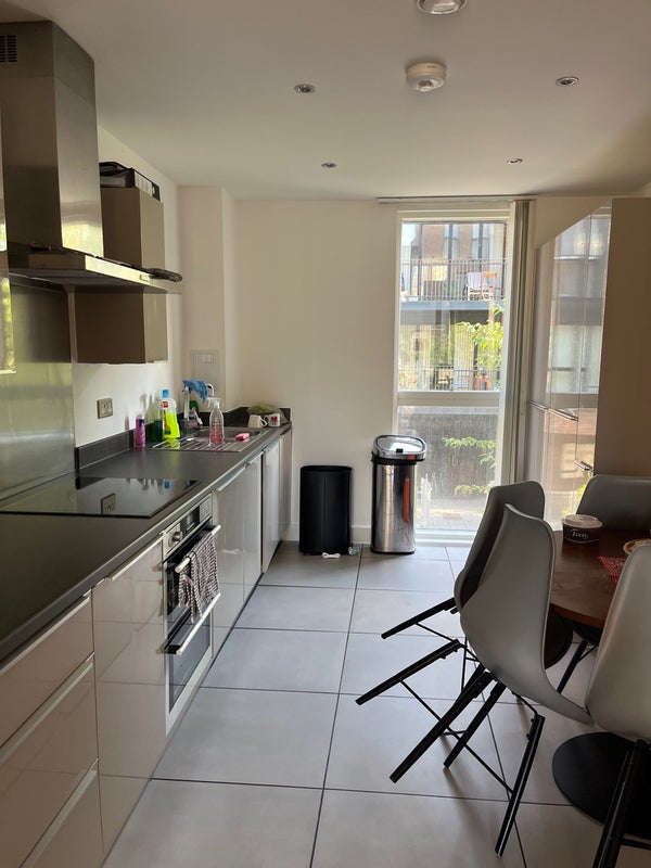 Room in 2-Bed flat available with private bathroom - student accommodation in London Fields - img_3