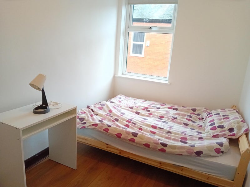 Room In Town Centre  Short/Long Term - student accommodation in Preston - img_2