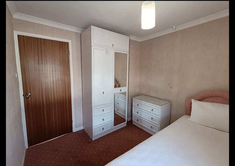 Room near Hillingdon hospital & Brunel Uni - student accommodation in Cowley - img_1