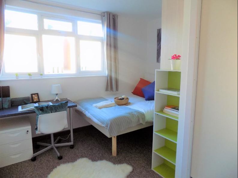 Room Replacement | Canley | Double bed | 12 months - student accommodation in Canley - img_4